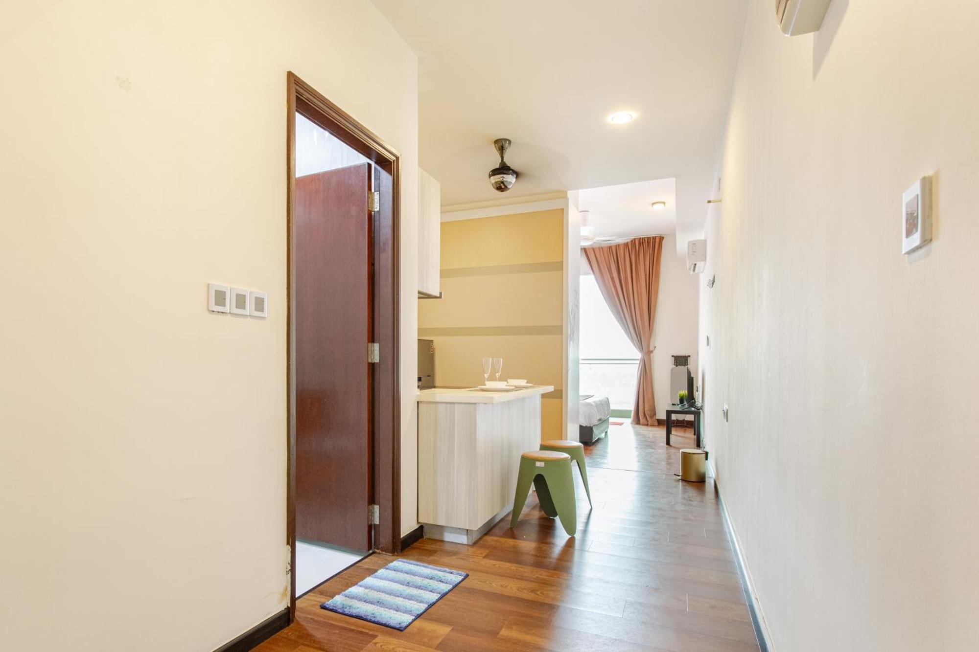 Paragon Suites Studios With Private Jacuzzi Near Ciq Rts Johor Bahru Ngoại thất bức ảnh