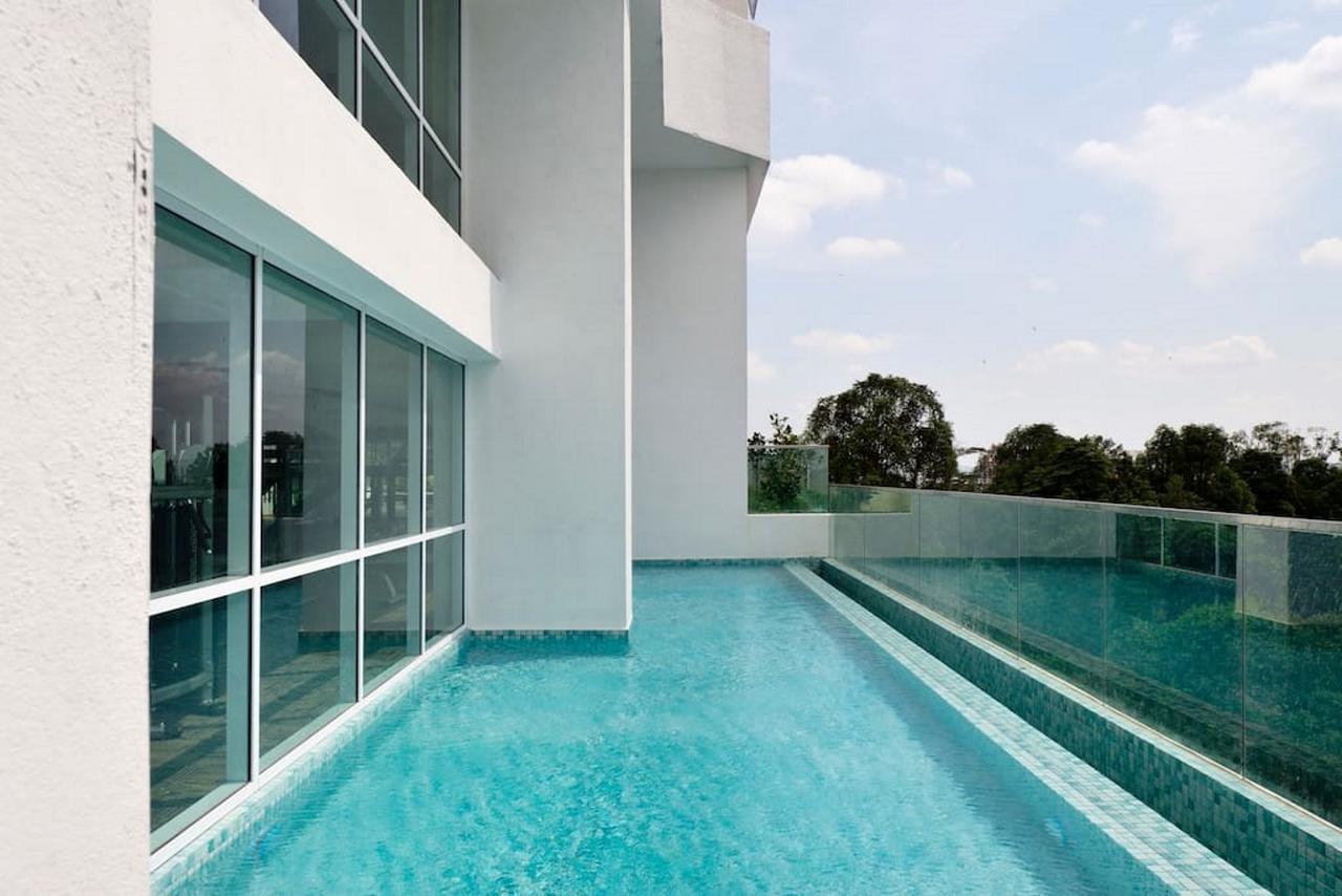 Paragon Suites Studios With Private Jacuzzi Near Ciq Rts Johor Bahru Ngoại thất bức ảnh